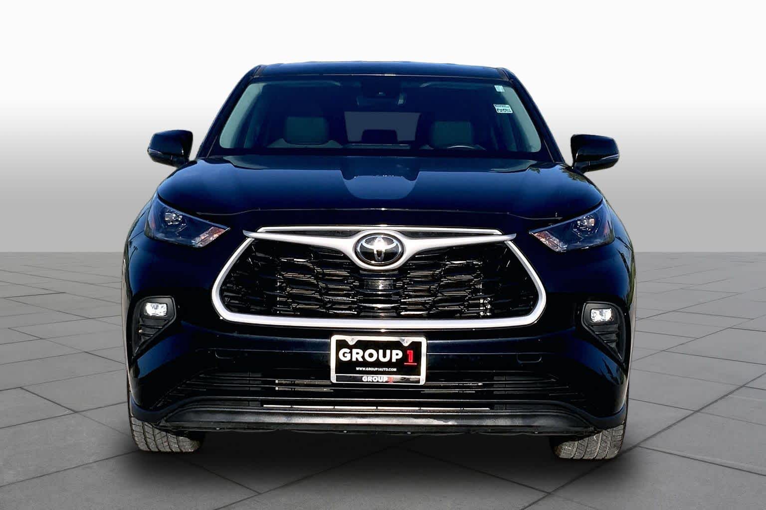 2023 Toyota Highlander LE Midnight Black Metallic at Group 1 Toyota Southwest