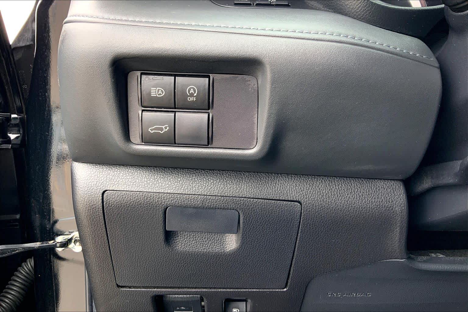 2023 Toyota Highlander photo 33 of 36