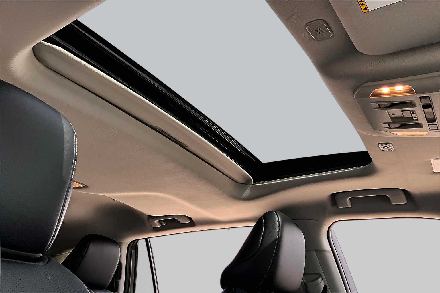 2024 Toyota Highlander Limited Magnetic Gray Metallic at AutoNation Chevrolet Gulf Fwy