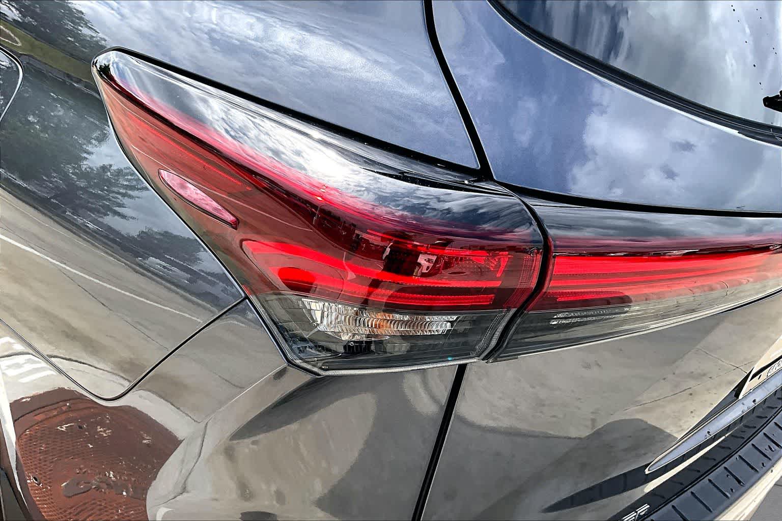 2024 Toyota Highlander Limited Magnetic Gray Metallic at AutoNation Chevrolet Gulf Fwy