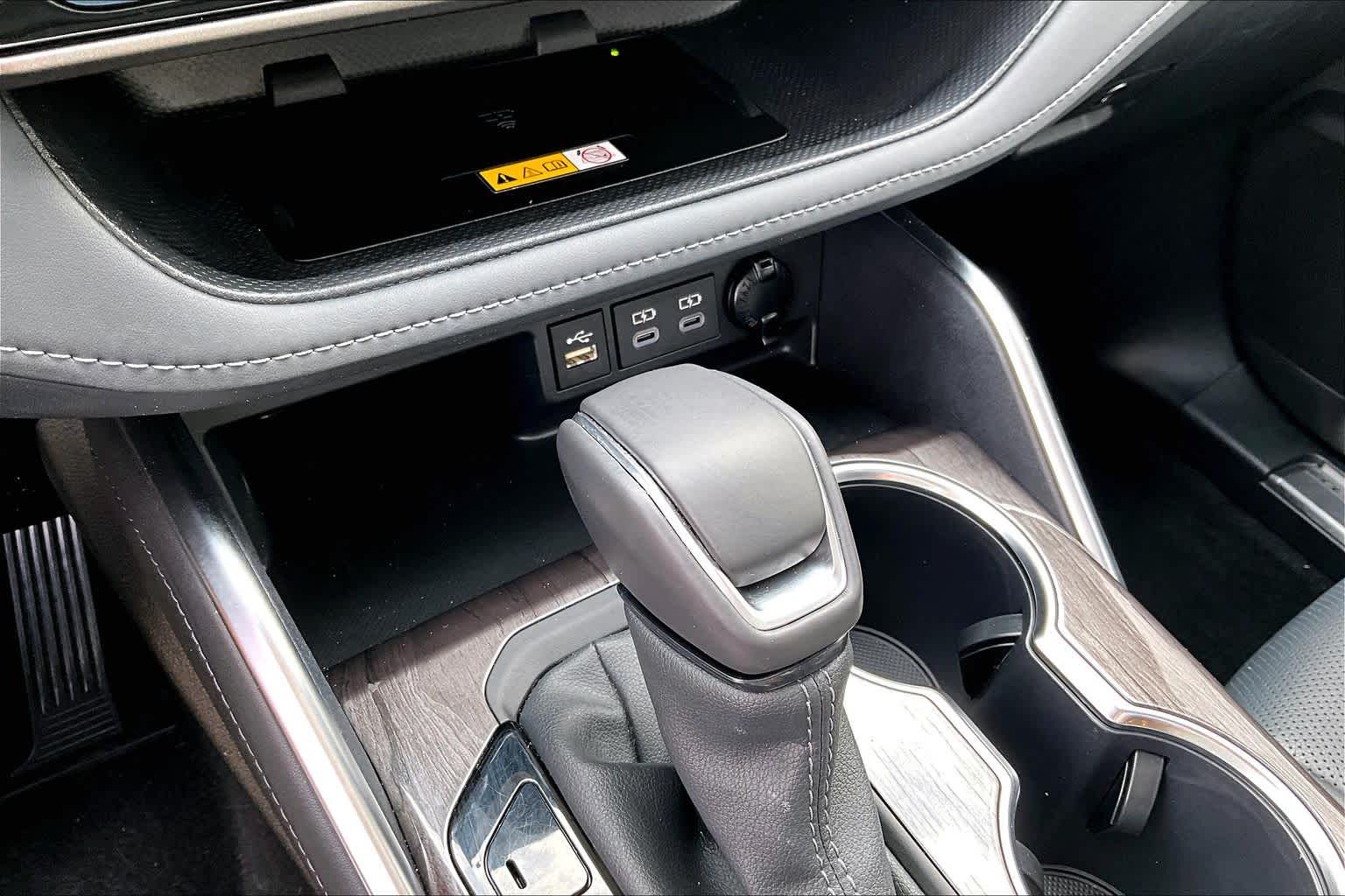 2024 Toyota Highlander Limited Magnetic Gray Metallic at AutoNation Chevrolet Gulf Fwy