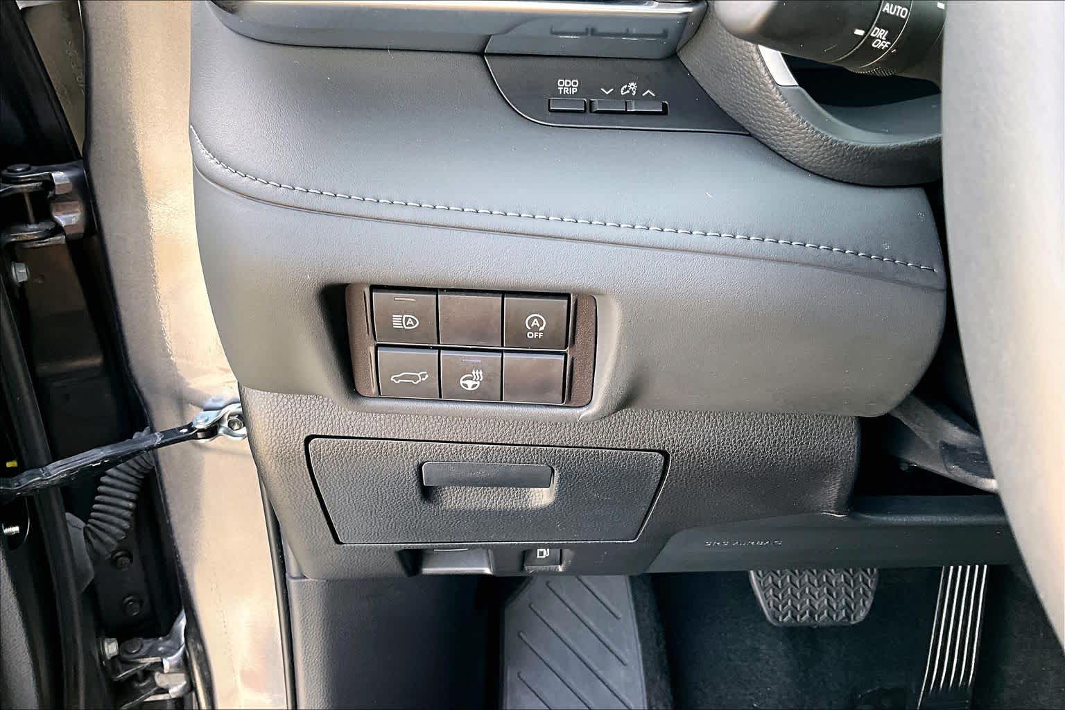 2024 Toyota Highlander Limited Magnetic Gray Metallic at AutoNation Chevrolet Gulf Fwy