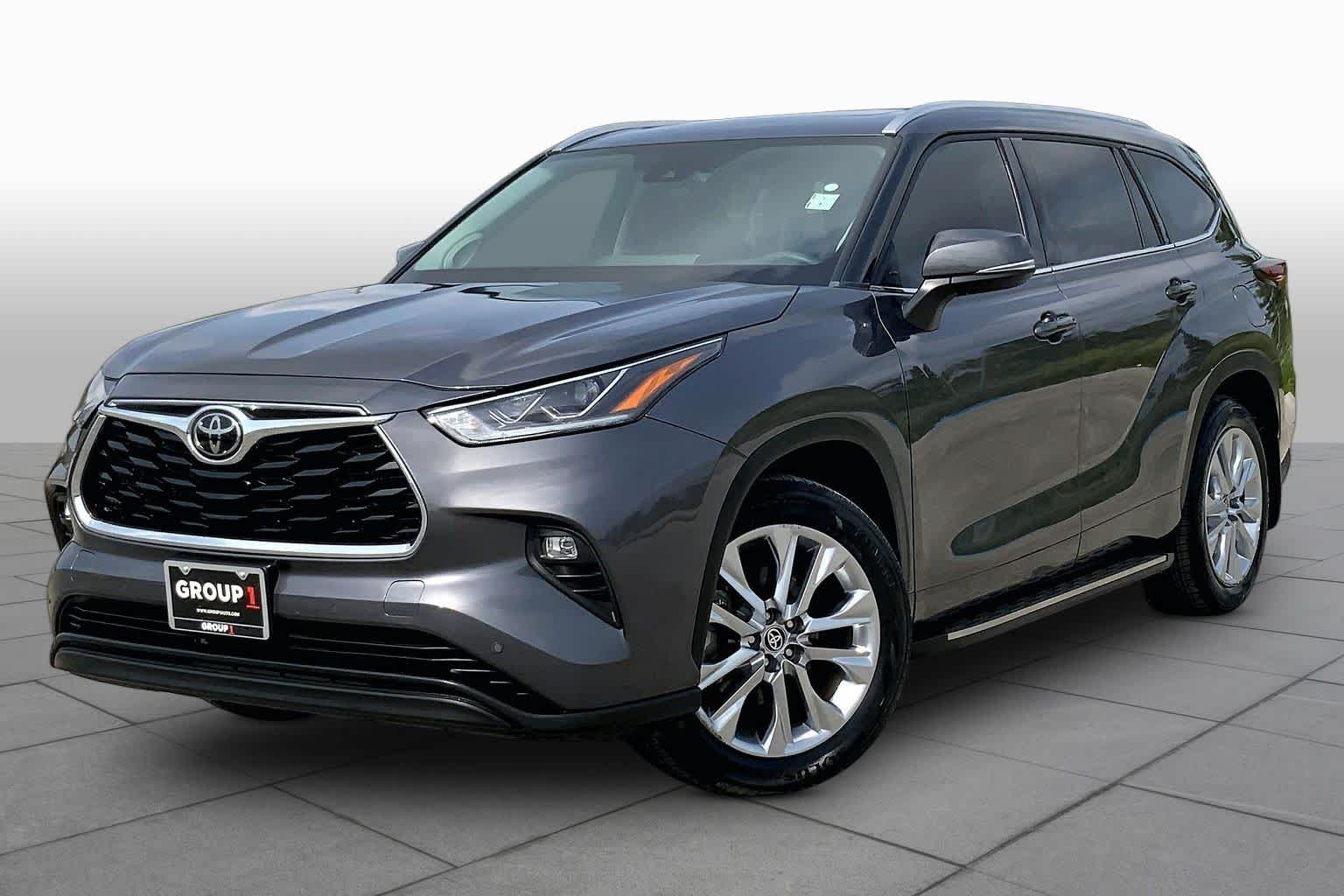 2024 Toyota Highlander Limited Magnetic Gray Metallic at AutoNation USA Katy