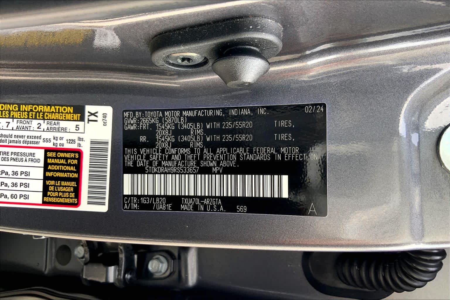 2024 Toyota Highlander Limited Magnetic Gray Metallic at AutoNation USA Katy