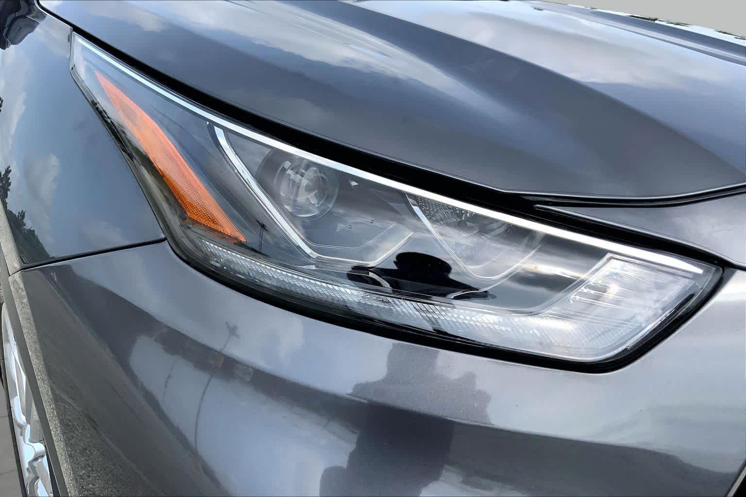 2024 Toyota Highlander Limited Magnetic Gray Metallic at AutoNation USA Katy