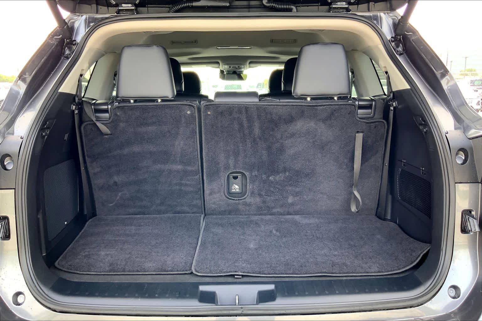 2024 Toyota Highlander Limited Magnetic Gray Metallic at AutoNation USA Katy