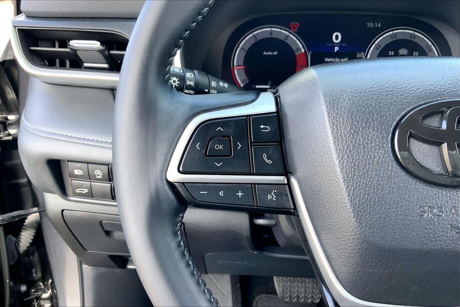 2025 Toyota Highlander XSE Magnetic Gray Metallic at Team Toyota