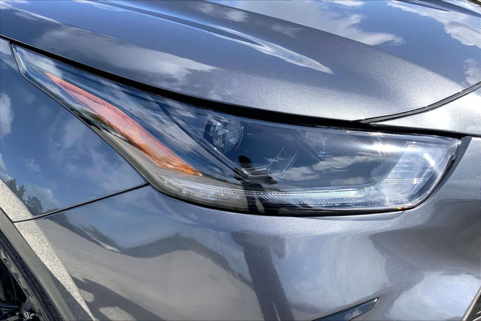 2025 Toyota Highlander XSE Magnetic Gray Metallic at Team Toyota