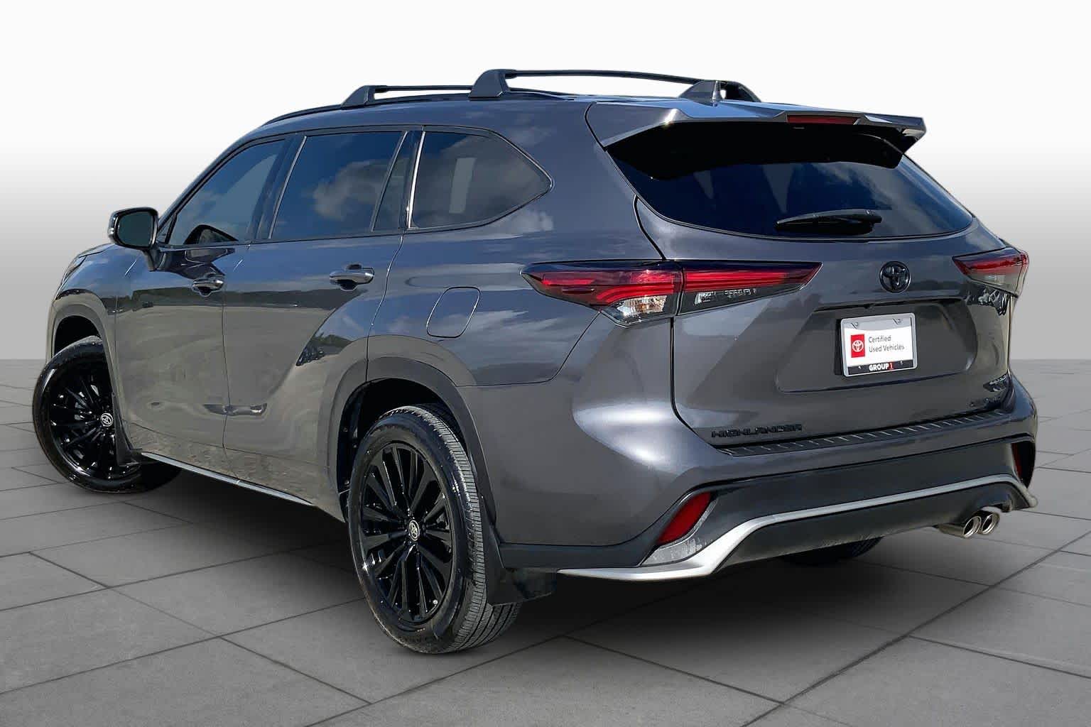 2025 Toyota Highlander XSE Magnetic Gray Metallic at Team Toyota