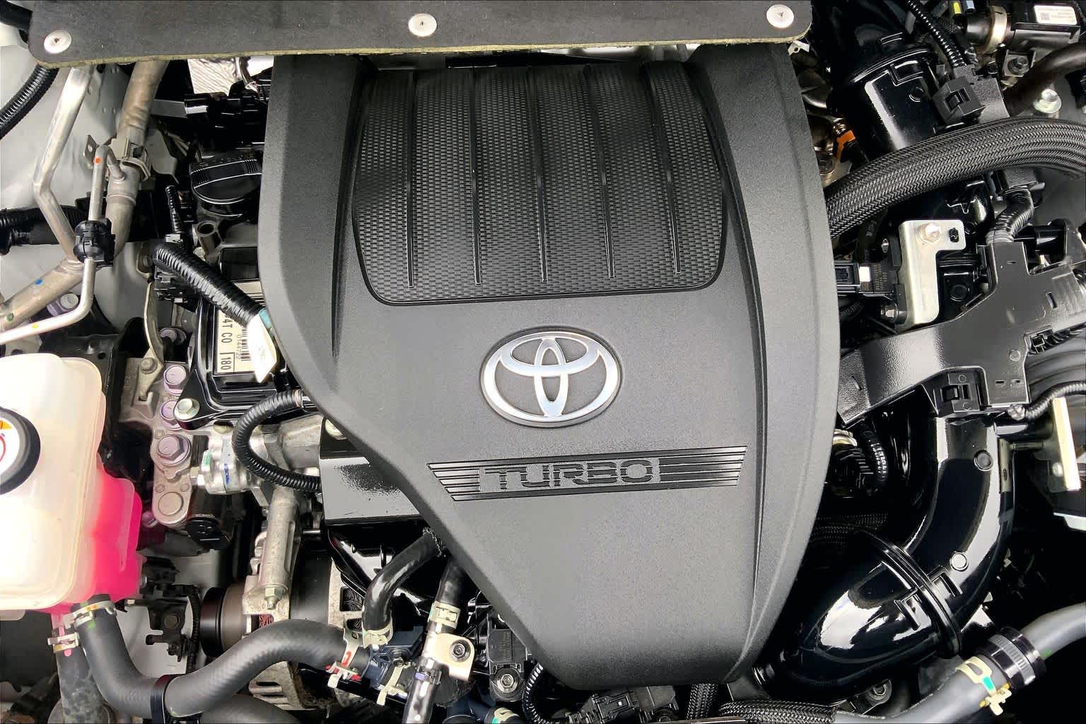 2024 Toyota Highlander LE Wind Chill Pearl at AutoNation USA Houston