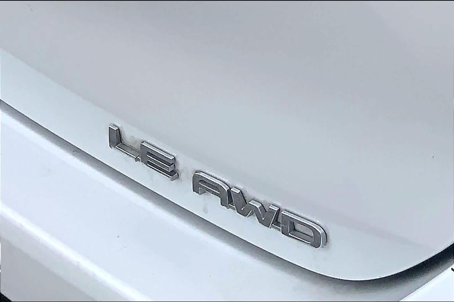 2024 Toyota Highlander LE Wind Chill Pearl at AutoNation USA Houston