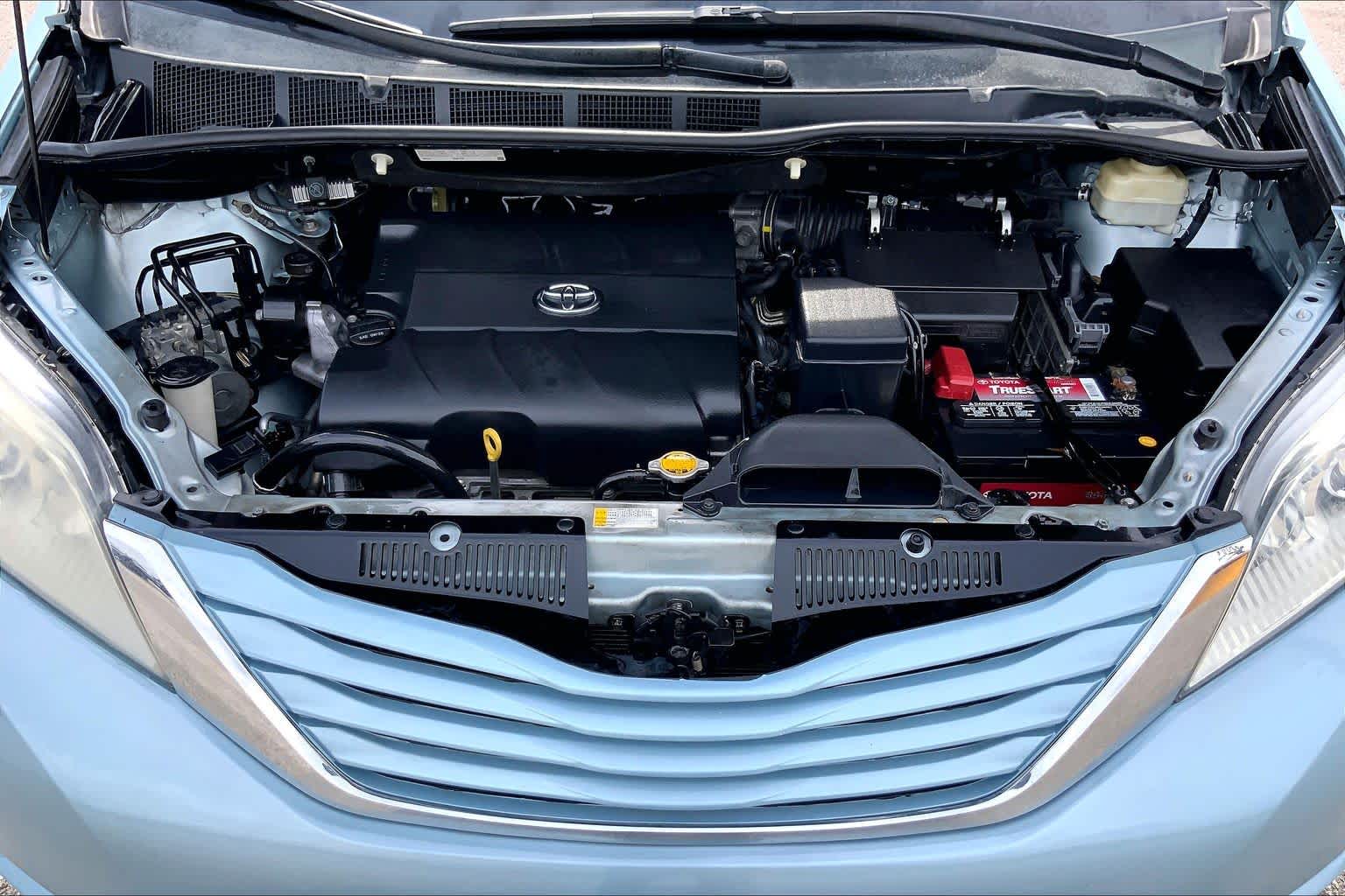 2015 Toyota Sienna LE Sky Blue Pearl at Lexus Southwest Houston