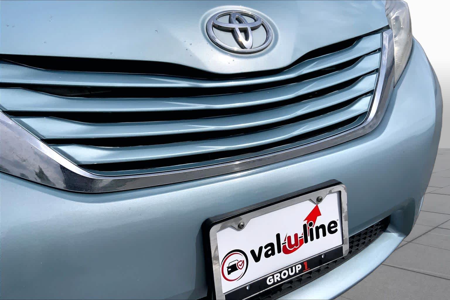 2015 Toyota Sienna LE Sky Blue Pearl at Lexus Southwest Houston
