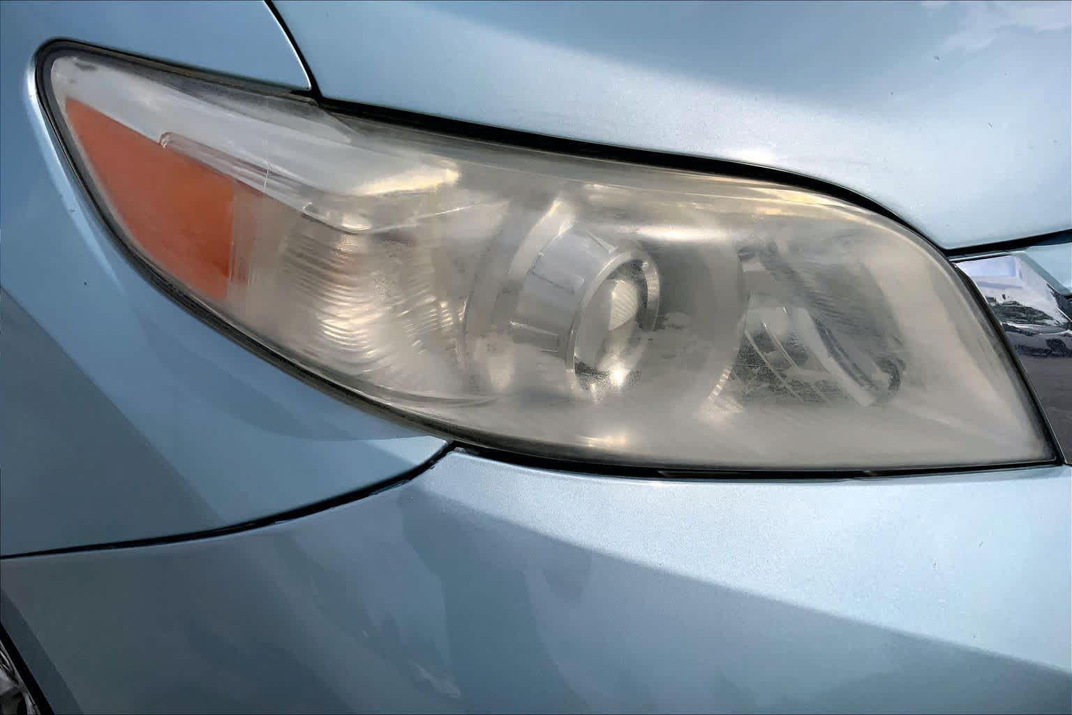 2015 Toyota Sienna LE Sky Blue Pearl at Lexus Southwest Houston
