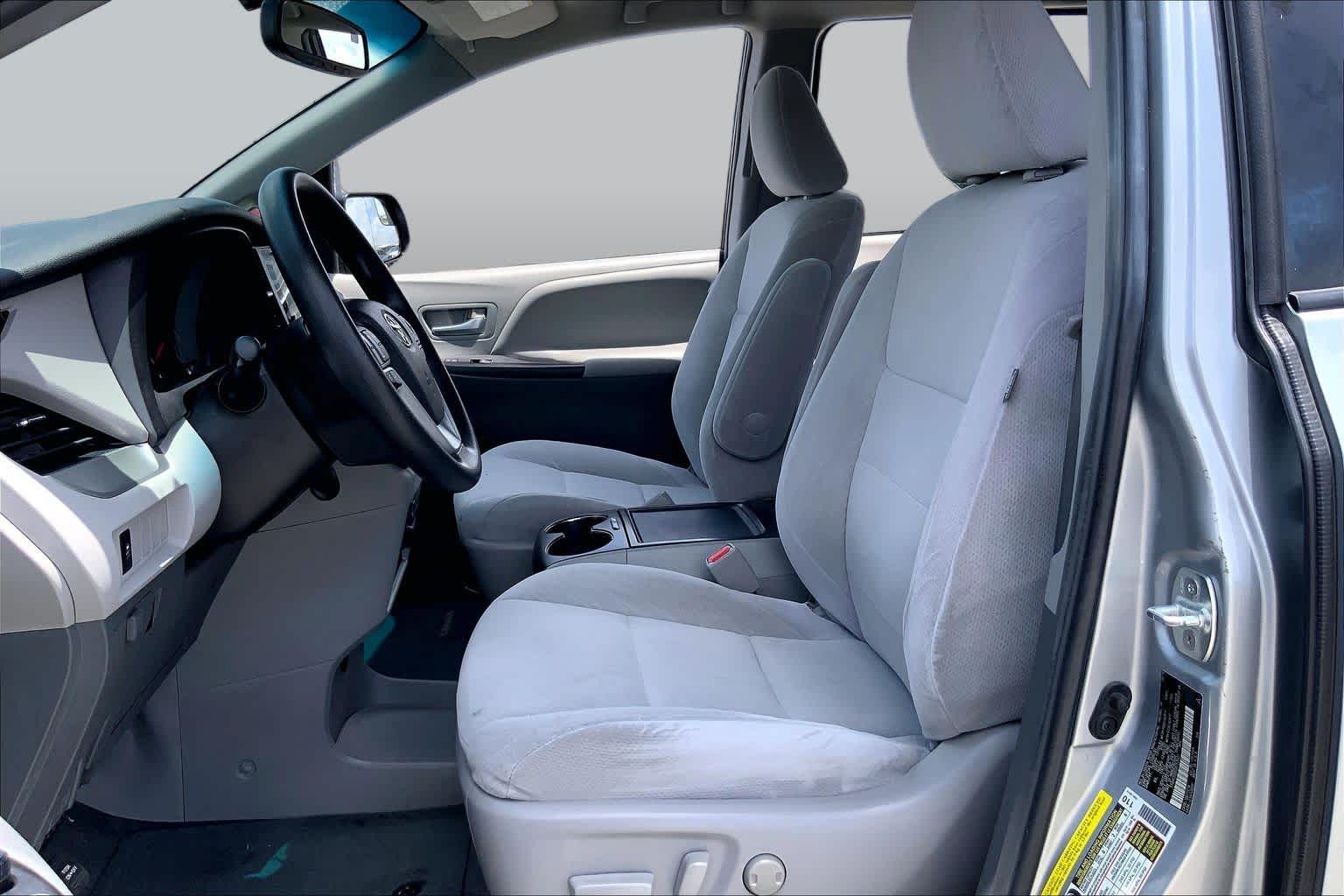 2016 Toyota Sienna LE Silver Sky Metallic at AutoNation USA Katy