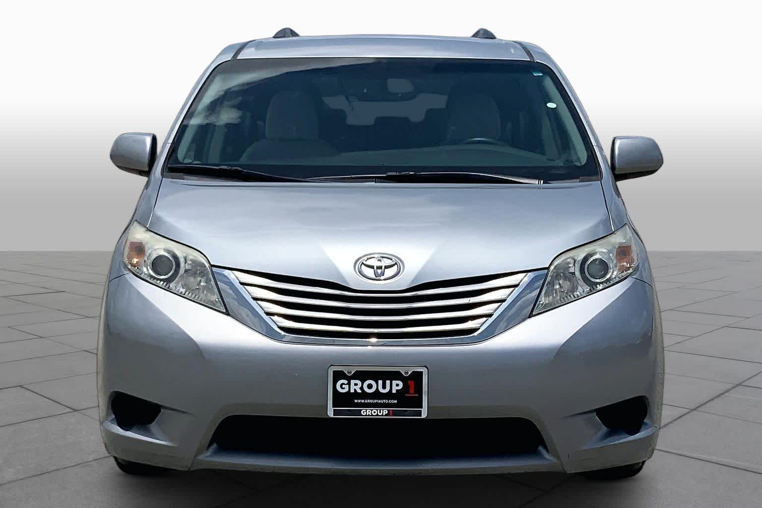 2016 Toyota Sienna LE Silver Sky Metallic at AutoNation USA Katy