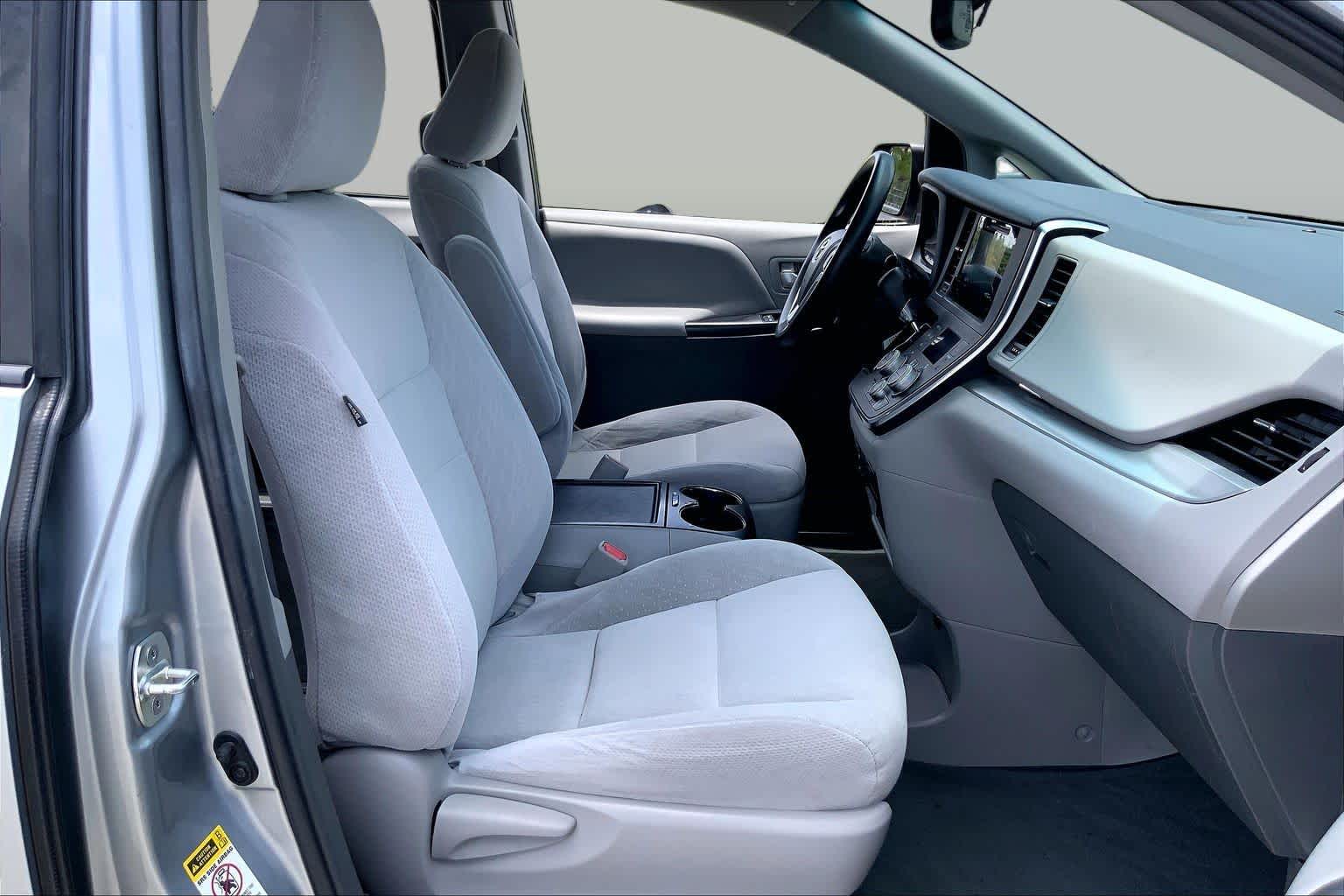 2016 Toyota Sienna LE Silver Sky Metallic at AutoNation USA Katy