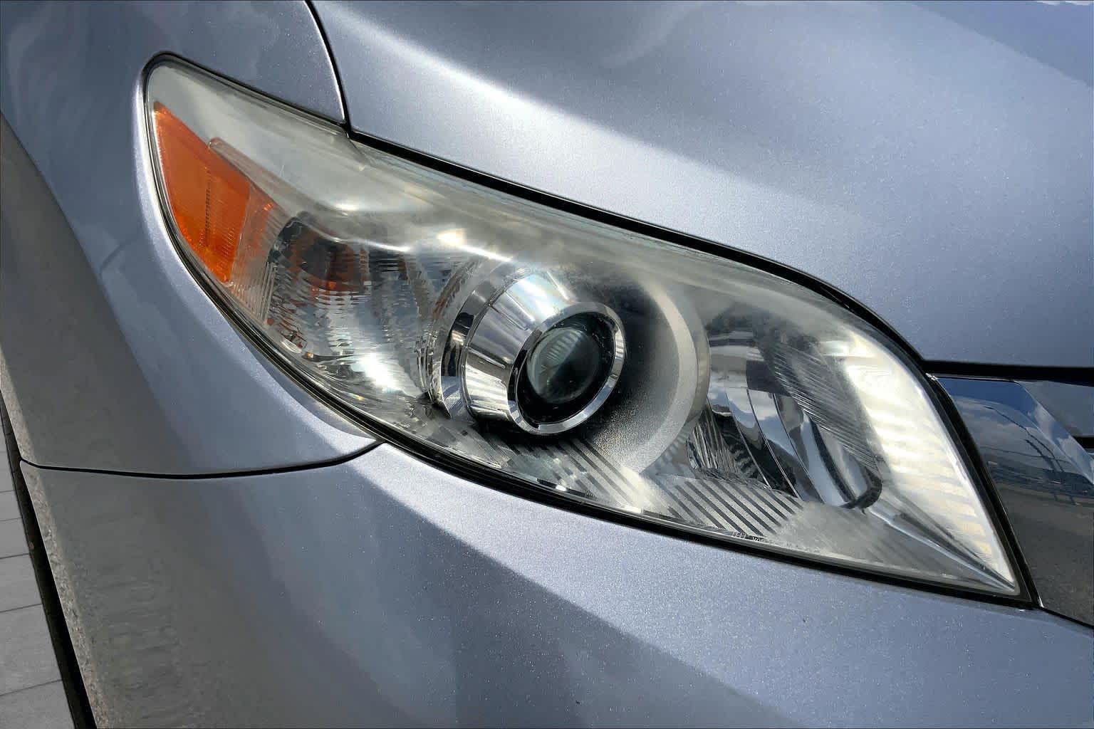 2016 Toyota Sienna LE Silver Sky Metallic at AutoNation USA Katy