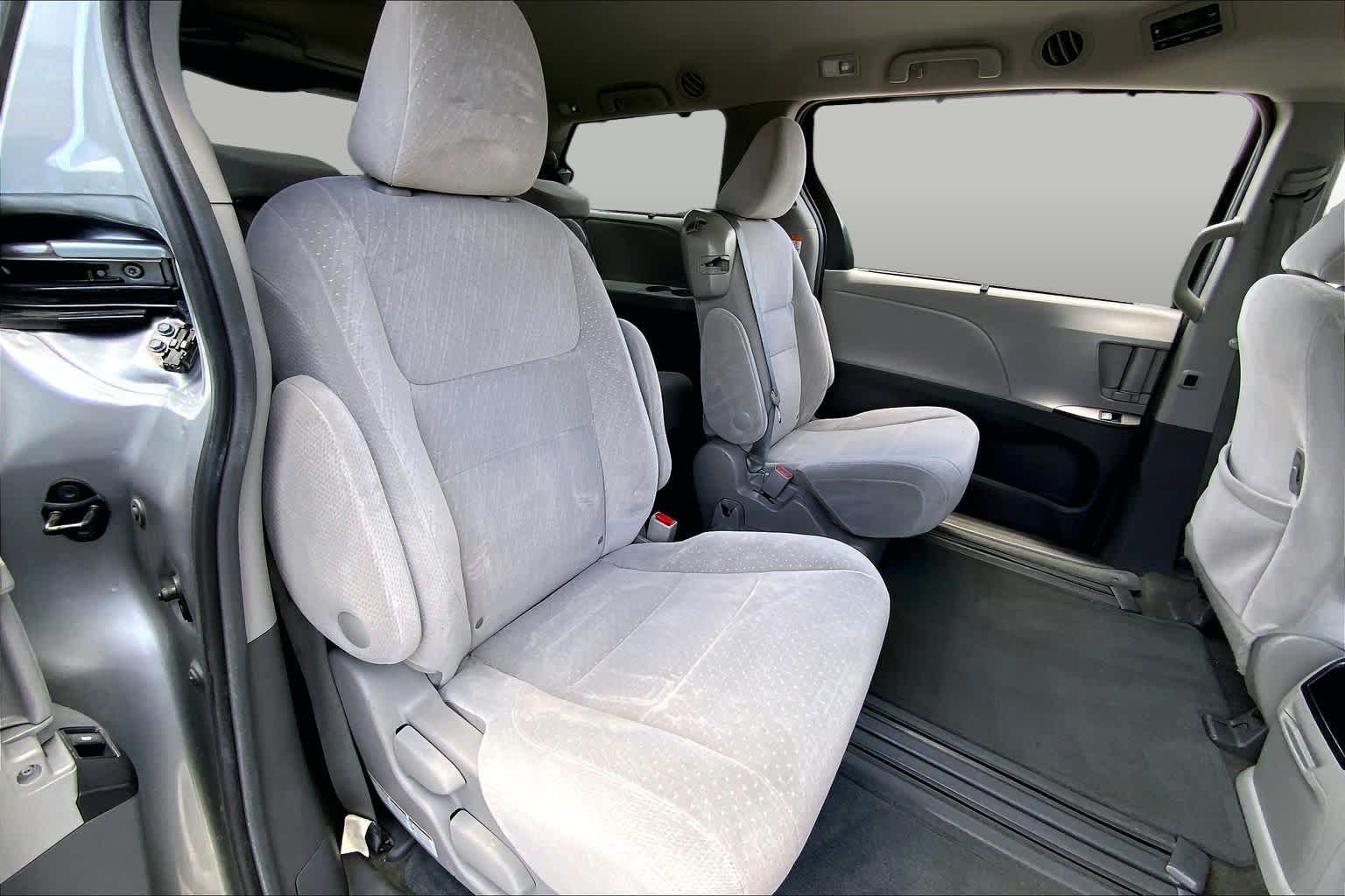 2016 Toyota Sienna LE Silver Sky Metallic at AutoNation USA Katy