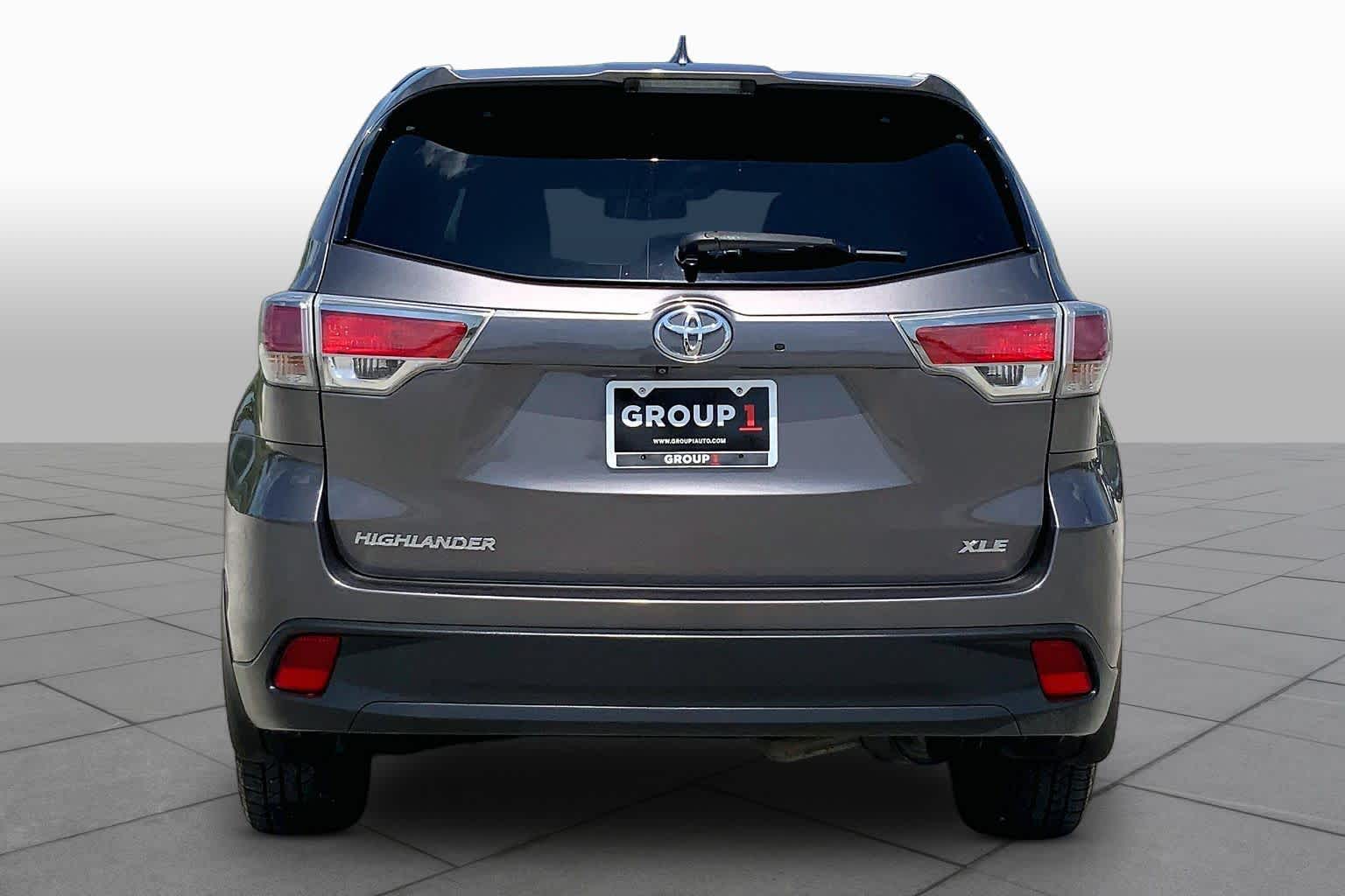 2015 Toyota Highlander XLE Predawn Gray Mica at Ron Craft Chevrolet Cadillac