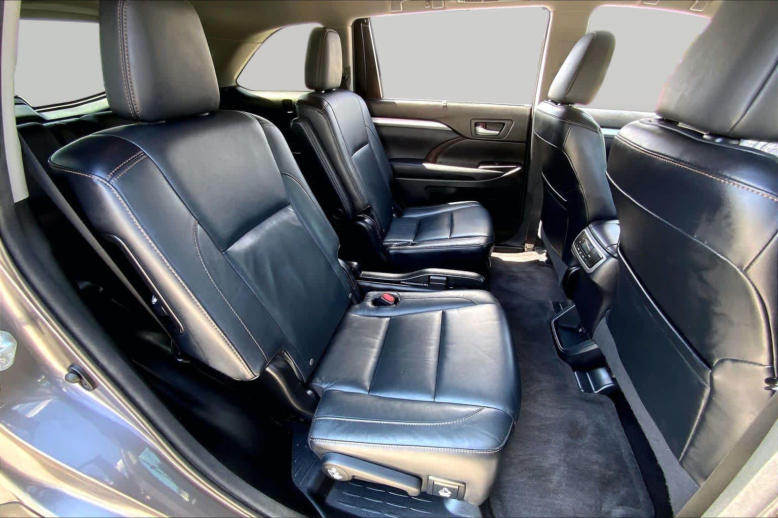 2015 Toyota Highlander XLE Predawn Gray Mica at Ron Craft Chevrolet Cadillac