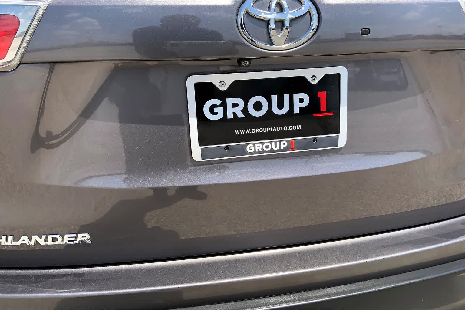 2015 Toyota Highlander XLE Predawn Gray Mica at Ron Craft Chevrolet Cadillac