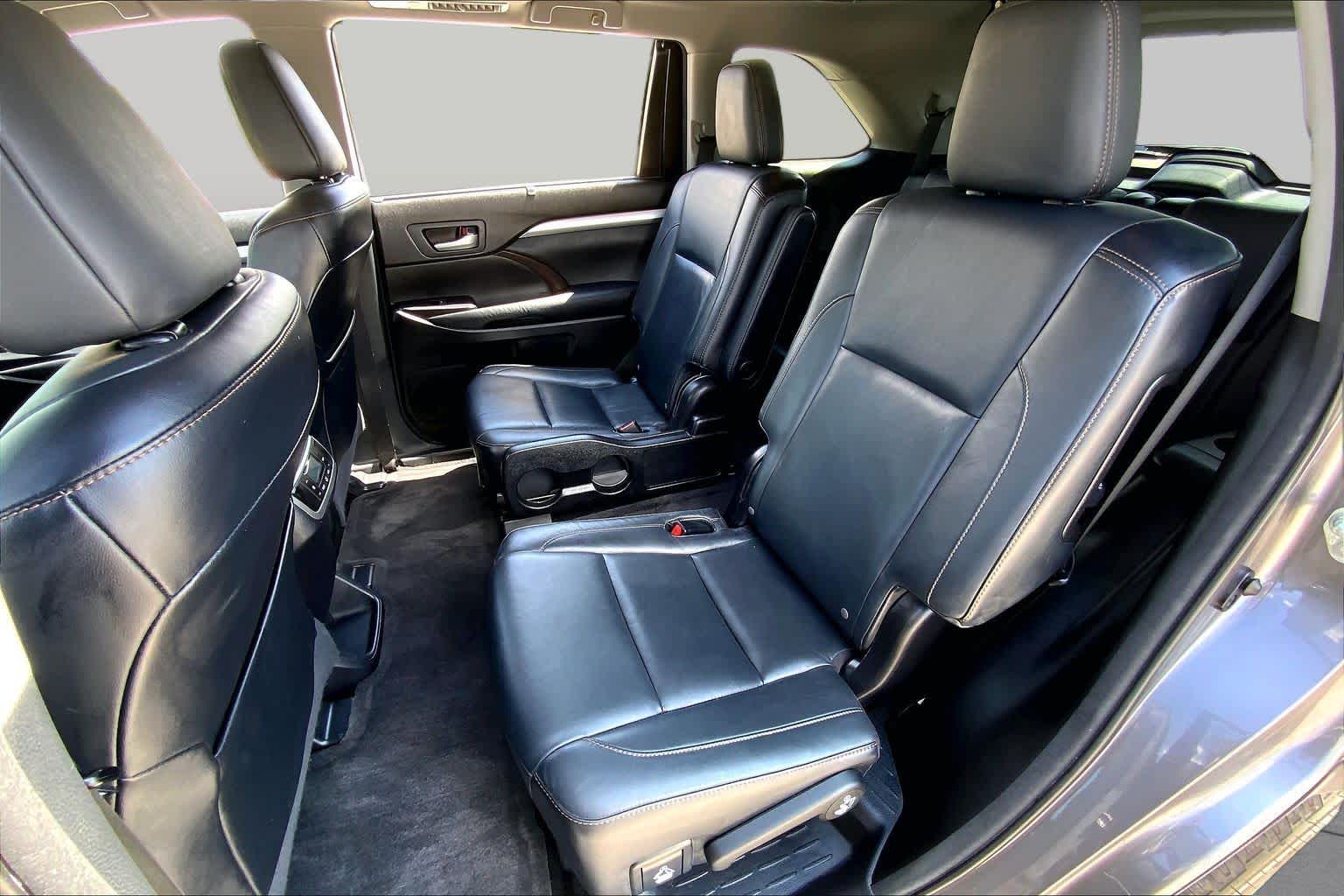2015 Toyota Highlander XLE Predawn Gray Mica at Ron Craft Chevrolet Cadillac