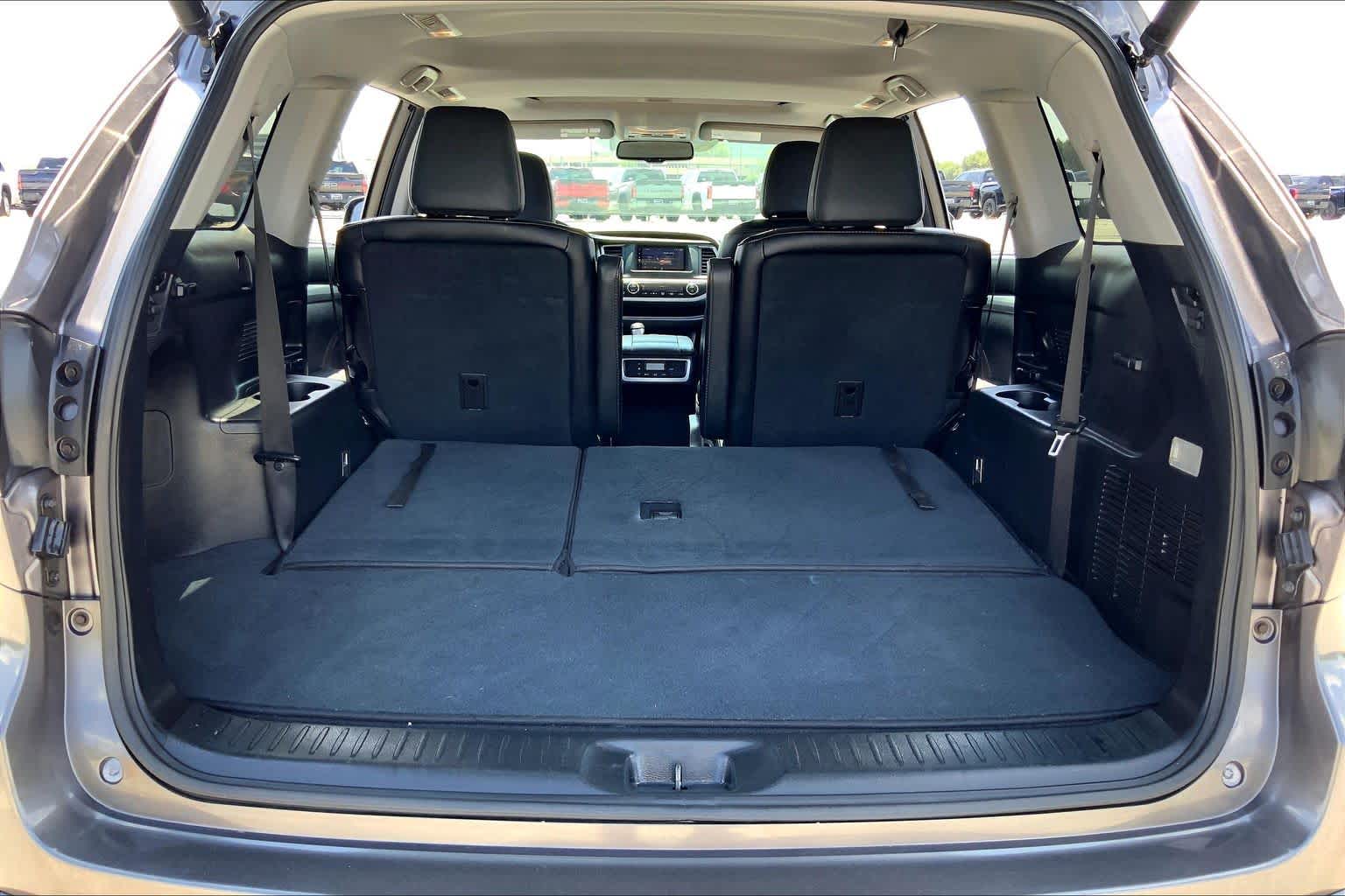 2015 Toyota Highlander XLE Predawn Gray Mica at Ron Craft Chevrolet Cadillac