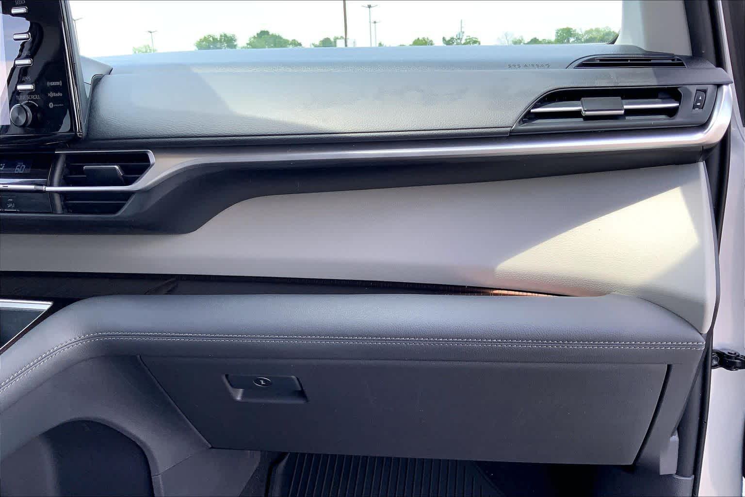 2021 Toyota Sienna LE Celestial Silver Metallic at Group 1 Toyota Southwest