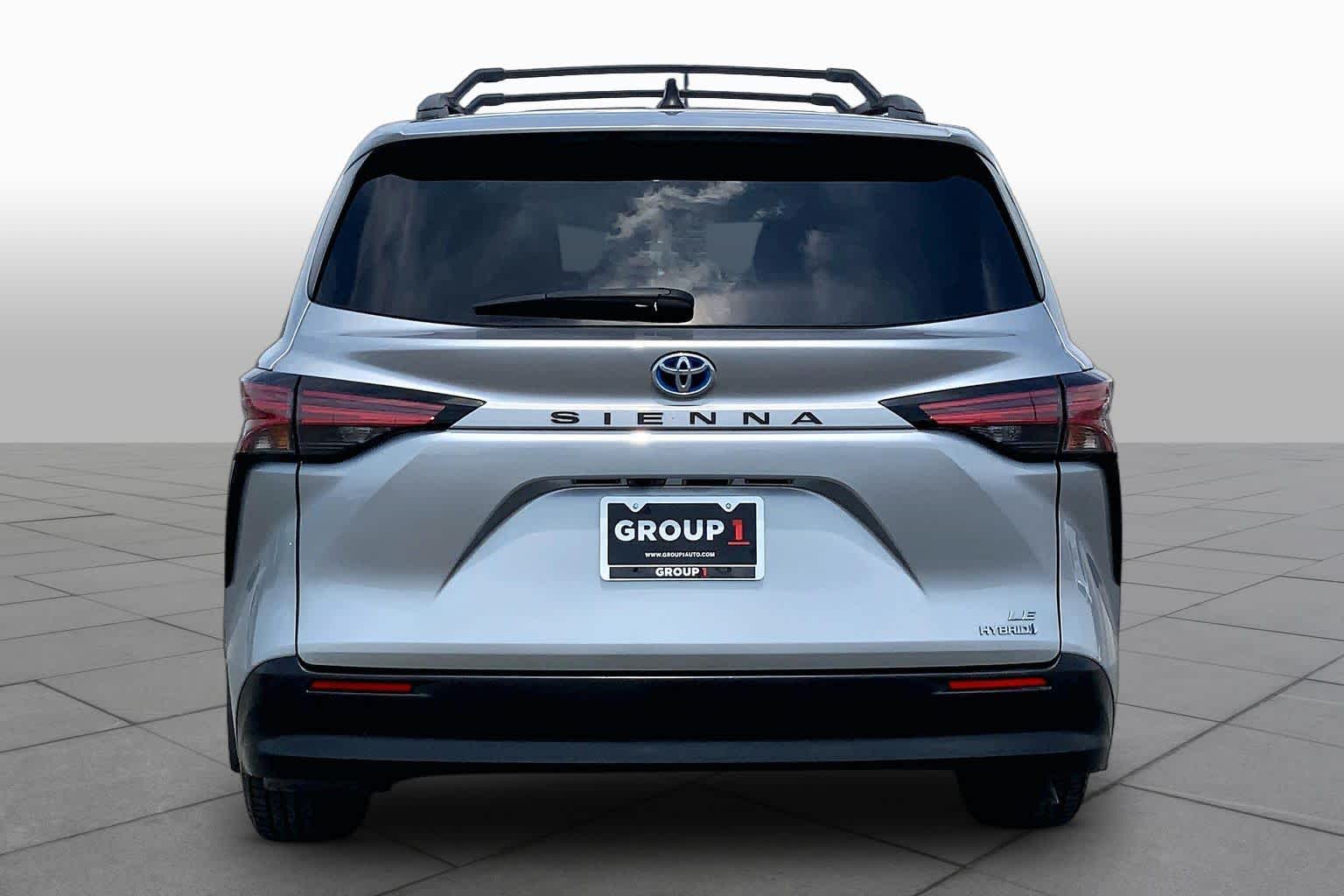 2021 Toyota Sienna LE Celestial Silver Metallic at Group 1 Toyota Southwest
