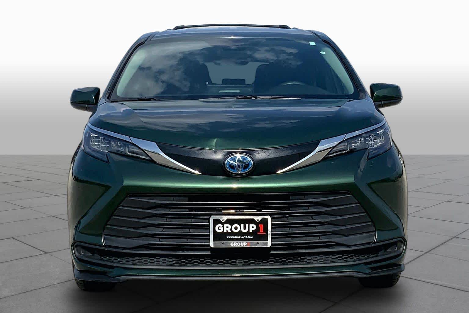 2025 Toyota Sienna LE Cypress at Group 1 Toyota Southwest