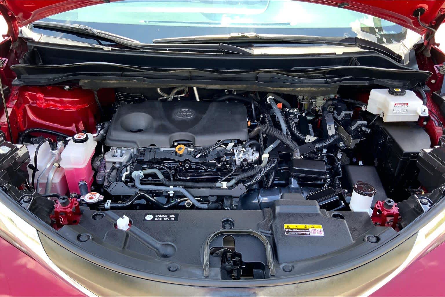 2022 Toyota Sienna LE Ruby Flare Pearl at Beck & Masten Kia
