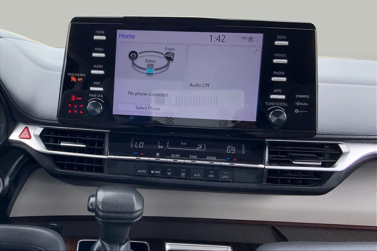 2022 Toyota Sienna LE Cypress at Beck & Masten Kia