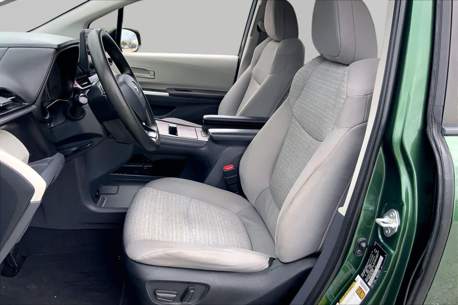 2022 Toyota Sienna LE Cypress at Beck & Masten Kia