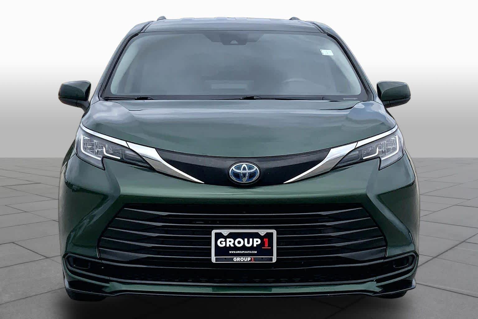 2022 Toyota Sienna LE Cypress at Beck & Masten Kia