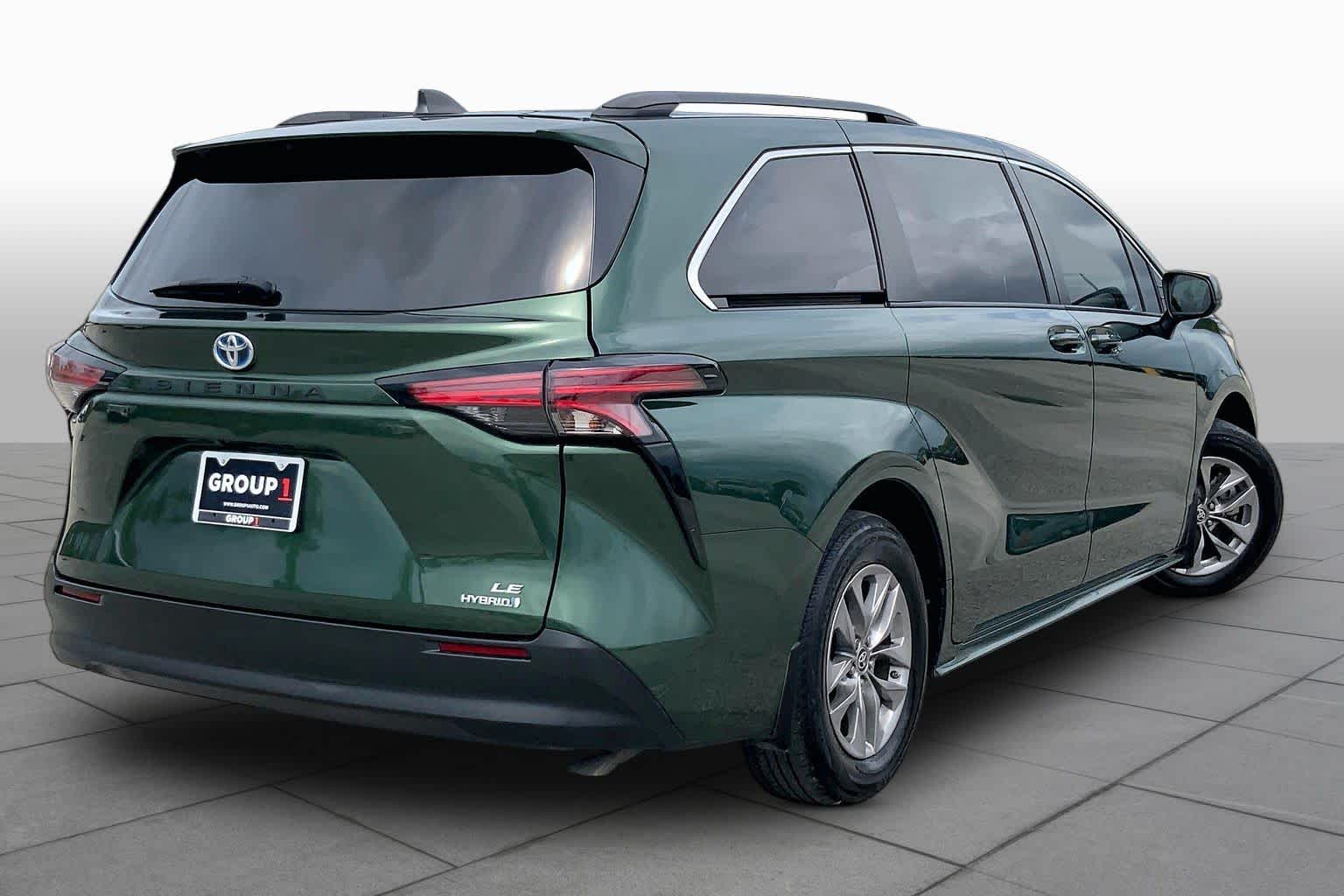 2022 Toyota Sienna LE Cypress at Beck & Masten Kia