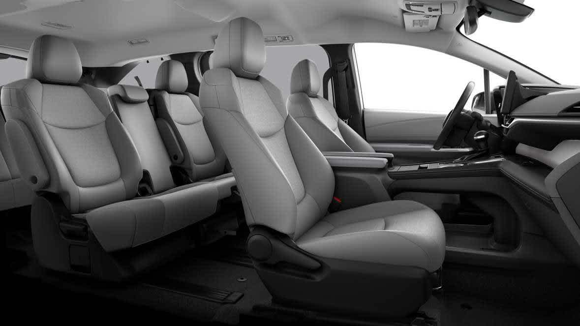 2026 Toyota Sienna photo 18 of 37