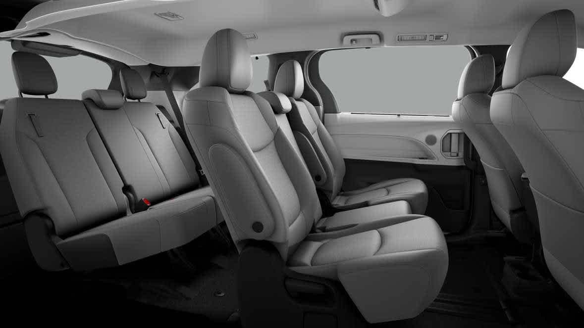 2026 Toyota Sienna photo 19 of 37