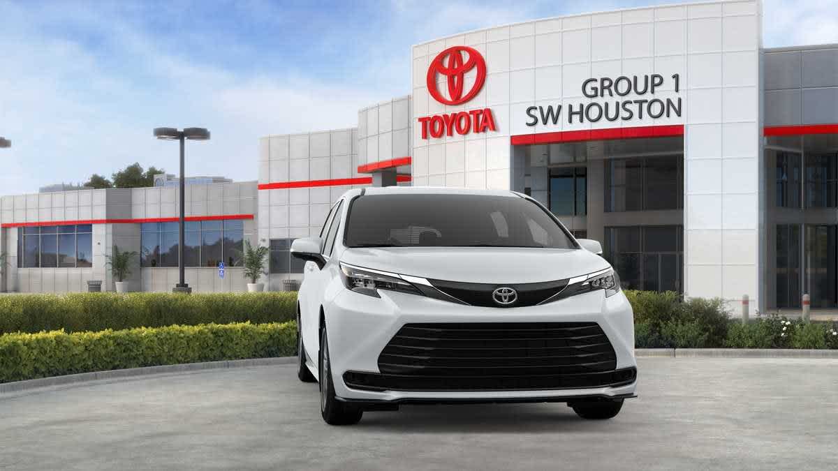 2026 Toyota Sienna photo 10 of 37