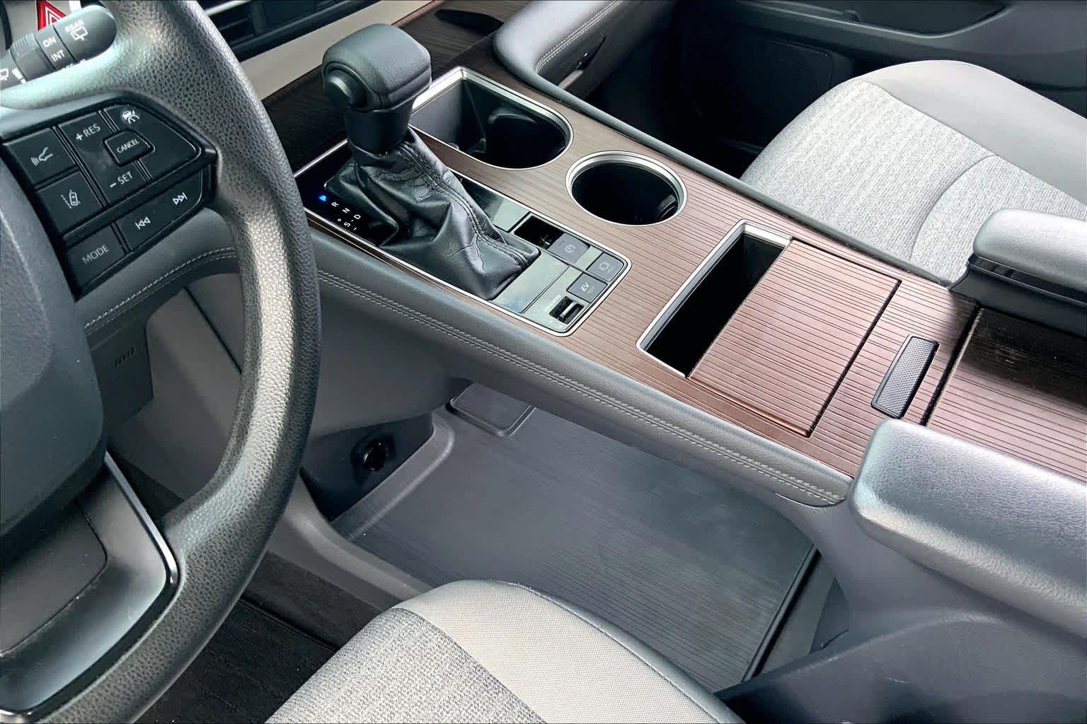 2022 Toyota Sienna LE Midnight Black Metallic at Ron Craft Chevrolet Cadillac
