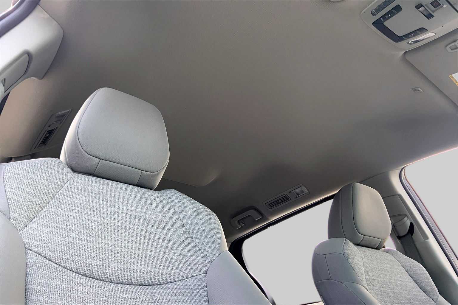 2022 Toyota Sienna LE Midnight Black Metallic at Ron Craft Chevrolet Cadillac