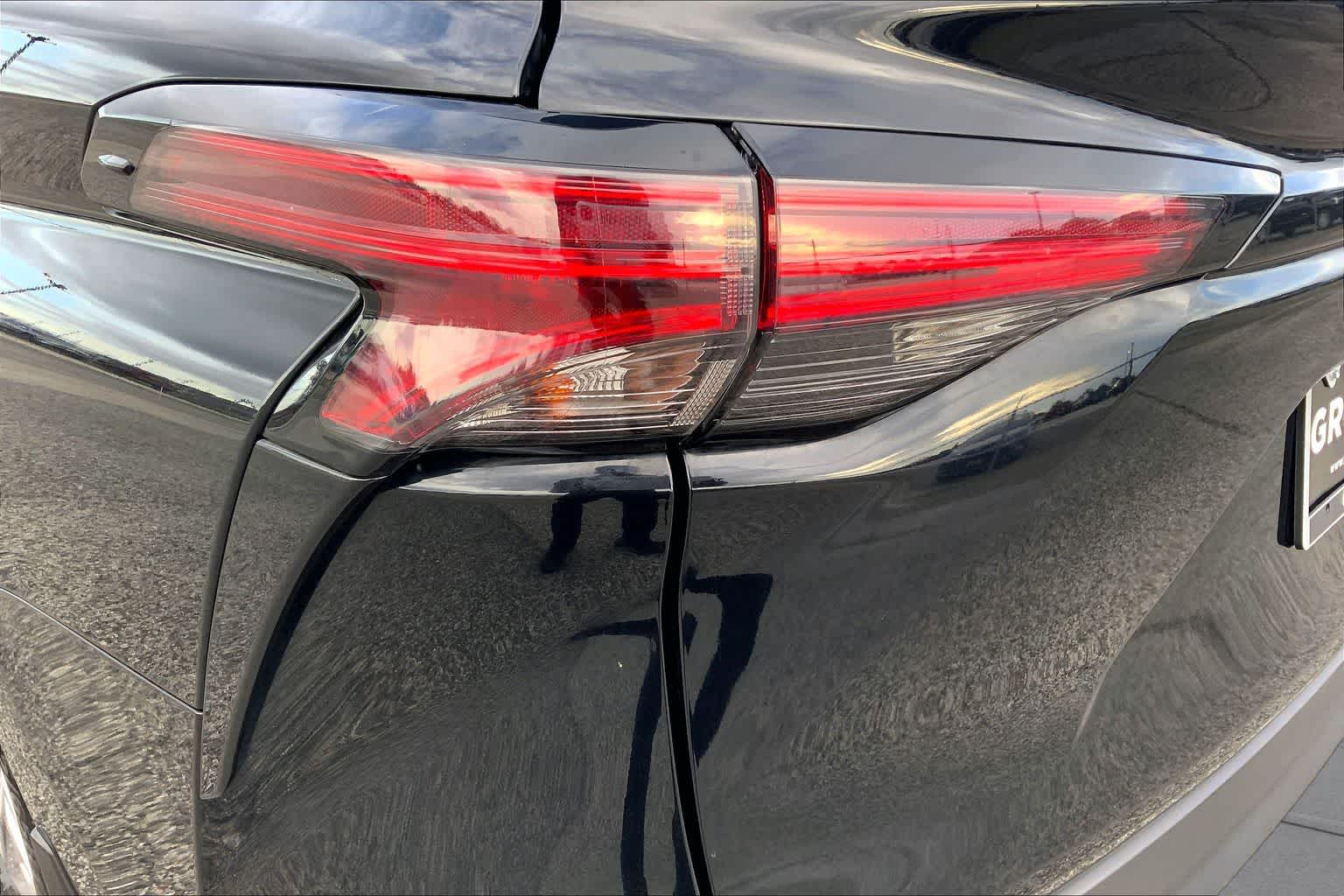 2022 Toyota Sienna LE Midnight Black Metallic at Ron Craft Chevrolet Cadillac