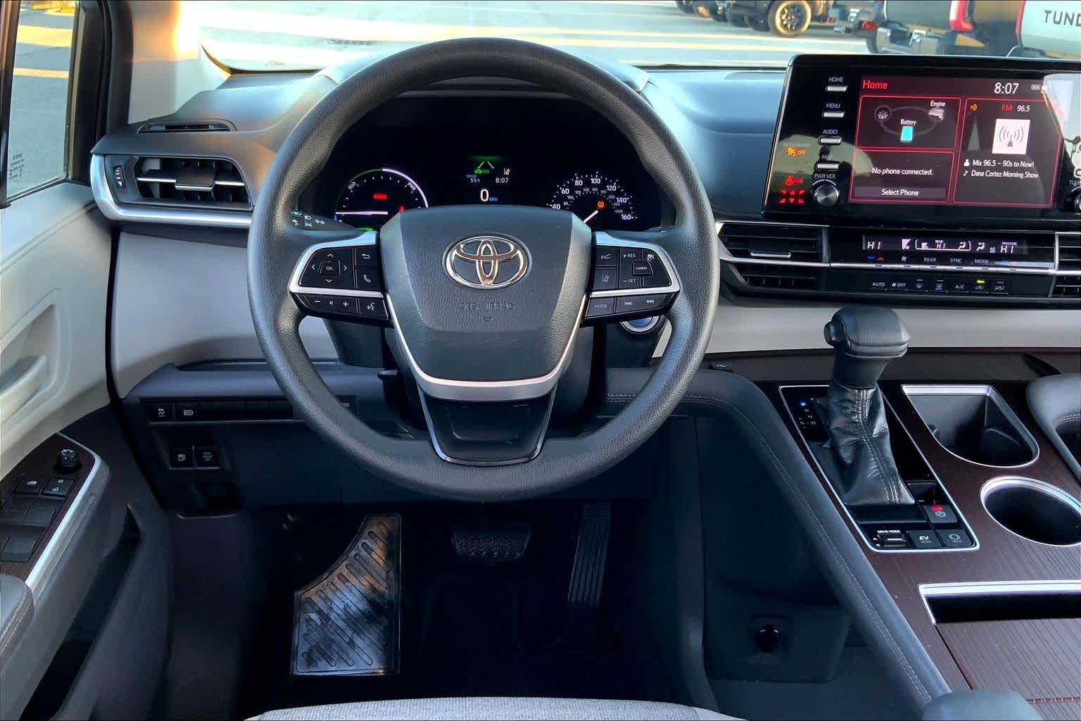 2021 Toyota Sienna LE Ruby Flare Pearl at Group 1 Toyota Southwest