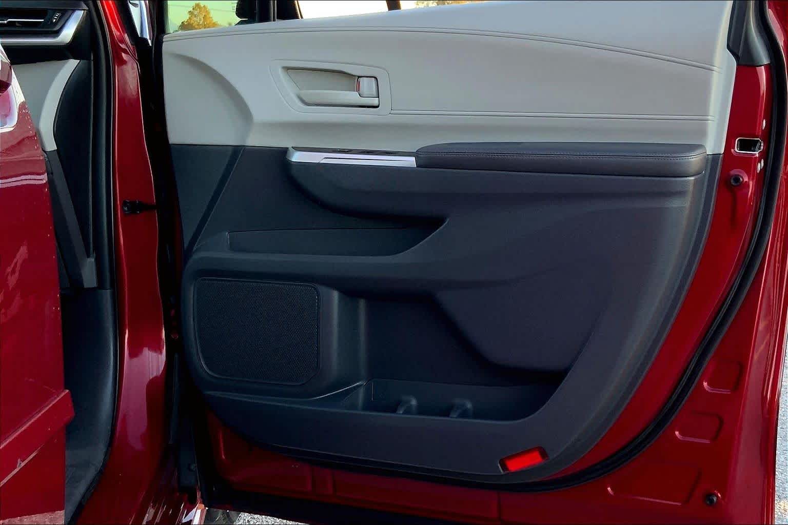 2021 Toyota Sienna LE Ruby Flare Pearl at Group 1 Toyota Southwest