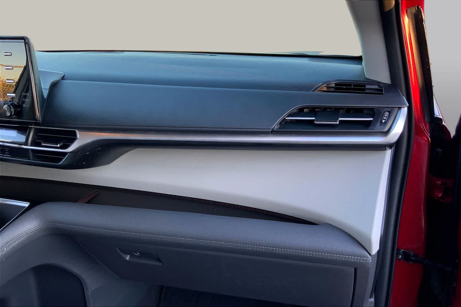 2021 Toyota Sienna LE Ruby Flare Pearl at Group 1 Toyota Southwest