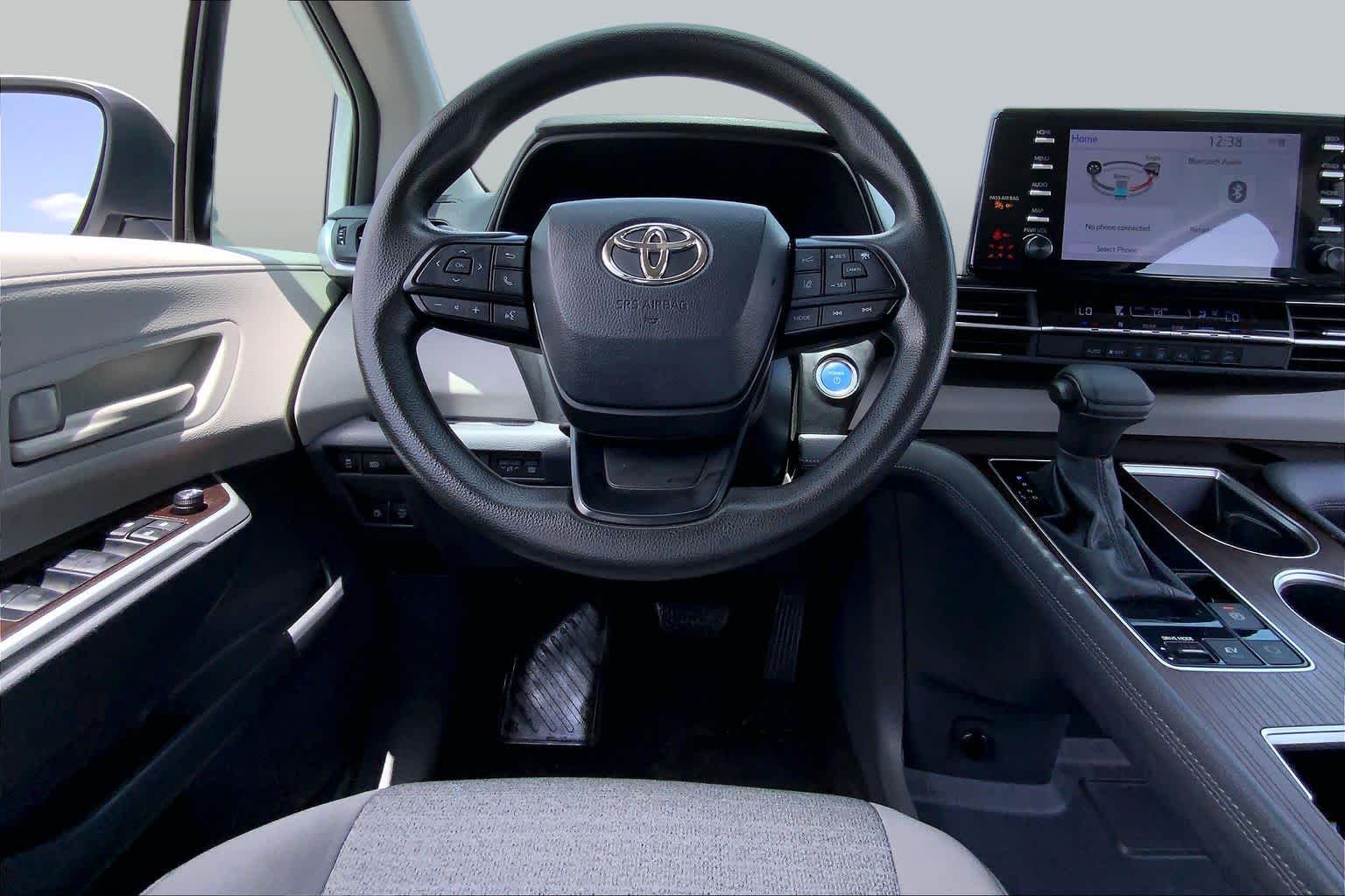 2023 Toyota Sienna LE Ice Cap at AutoNation USA Katy