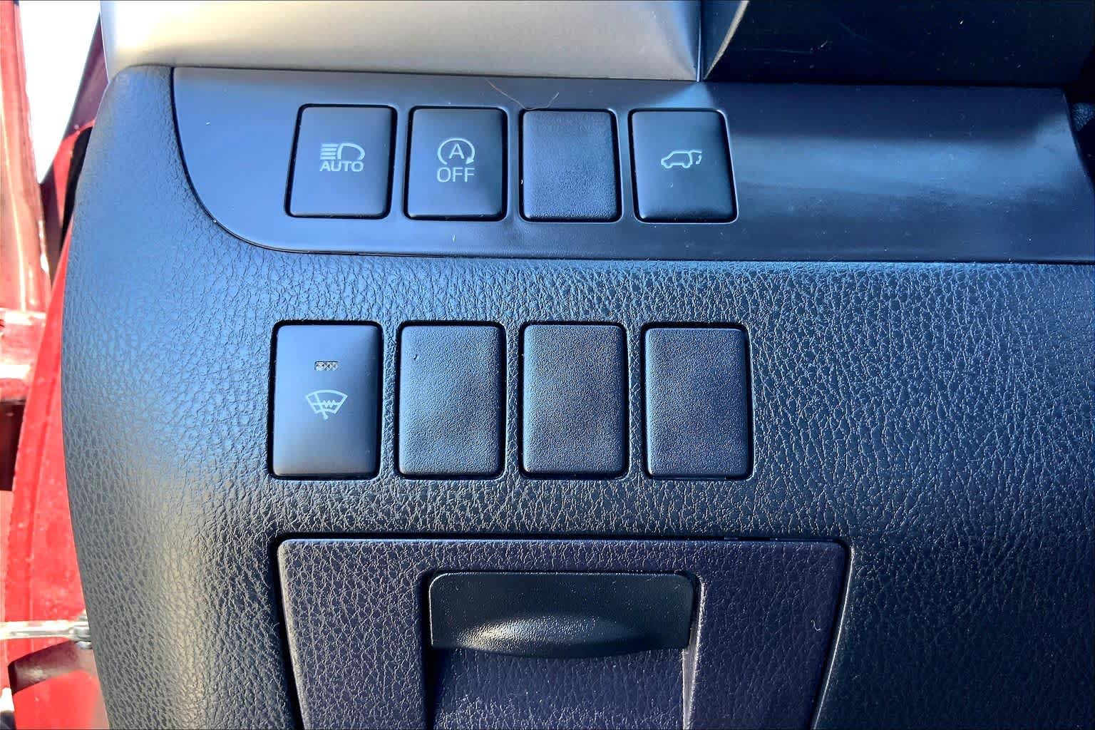 2019 Toyota Highlander photo 33 of 36