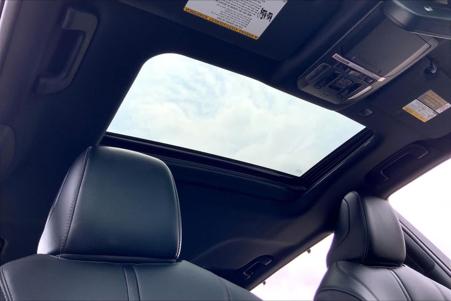 2021 Toyota Highlander XSE Blizzard Pearl at AutoNation Toyota Gulf Fwy