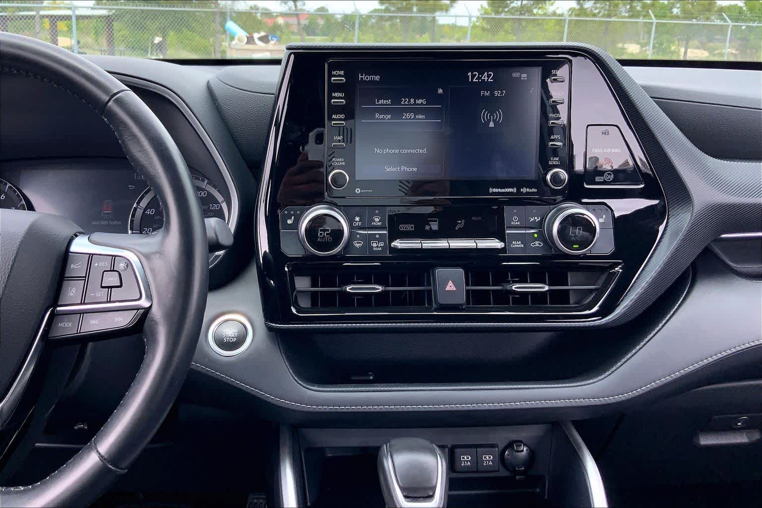 2021 Toyota Highlander XSE Blizzard Pearl at AutoNation Toyota Gulf Fwy