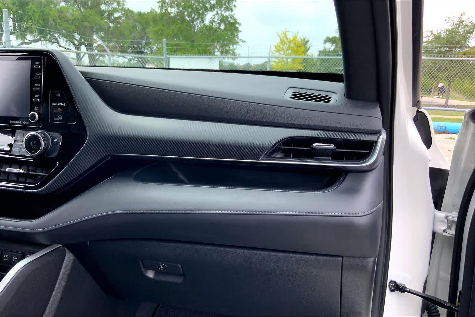 2021 Toyota Highlander XSE Blizzard Pearl at AutoNation Toyota Gulf Fwy